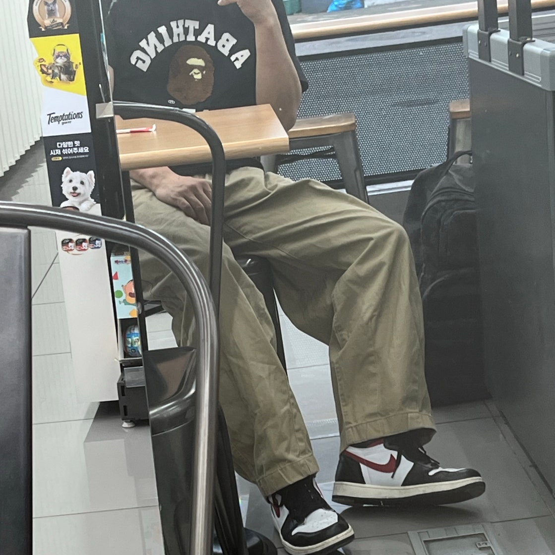 조던 1 레트로 하이 OG 짐레드 555088-061 photo review